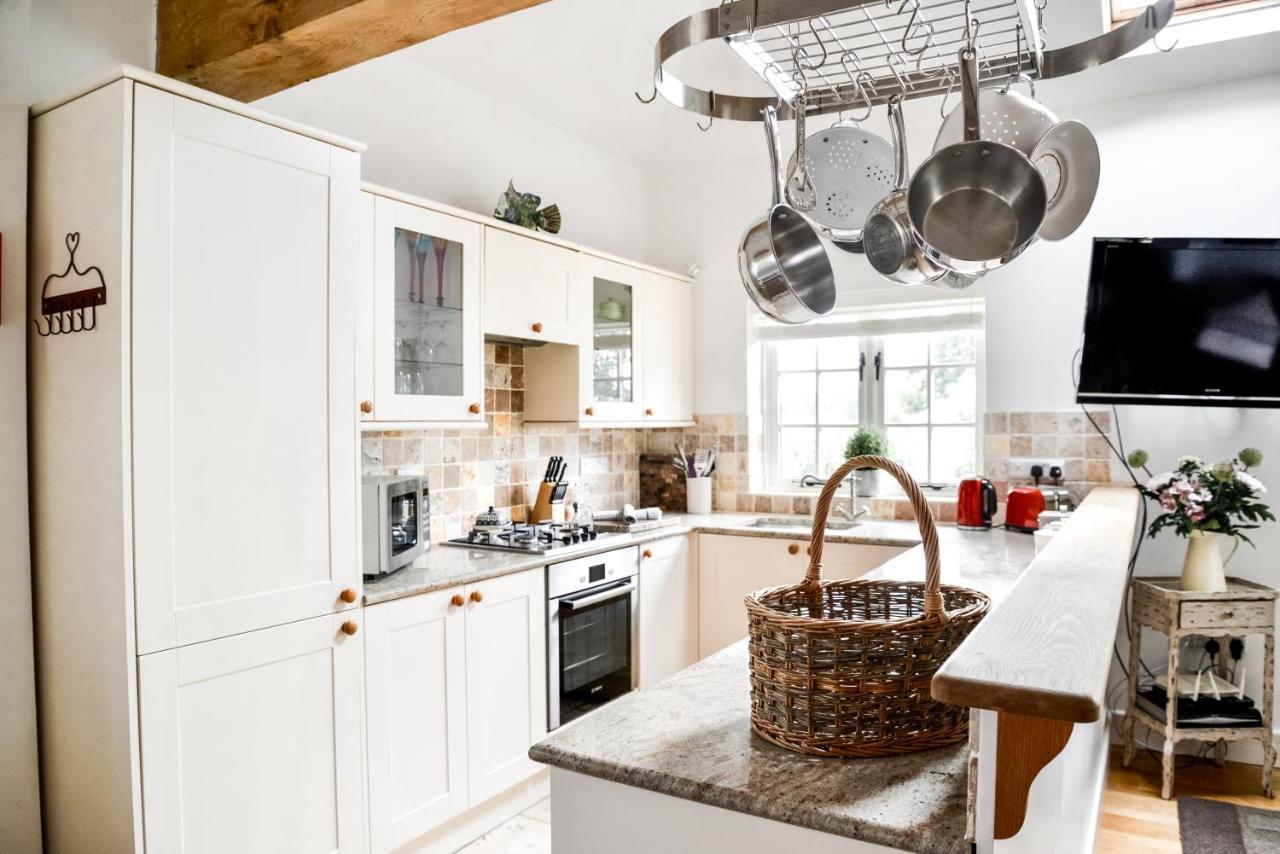 Chichester Cottage Funtington Екстериор снимка